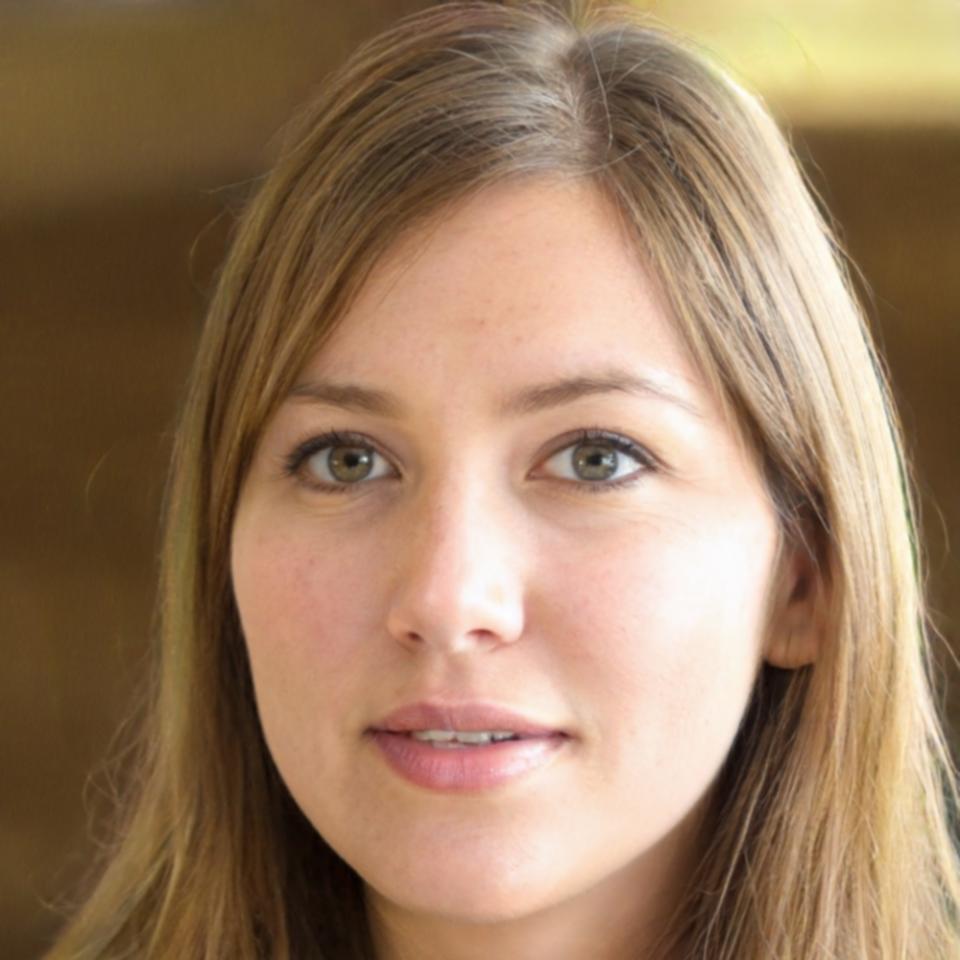 Elena Martínez, Directora de Estrategia Financiera